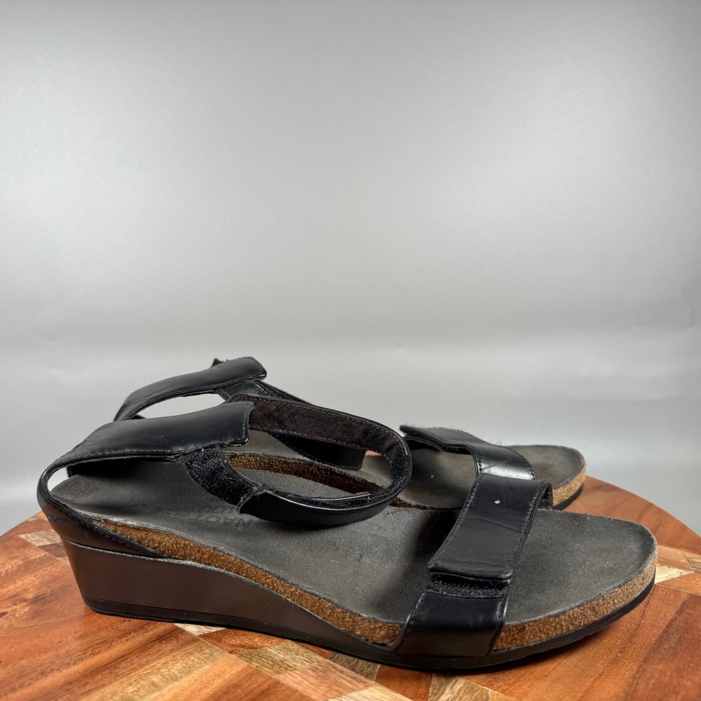 Naot Kayla Black Leather Wedge Sandals Womens 37 US 6 Comfort Made in Israel